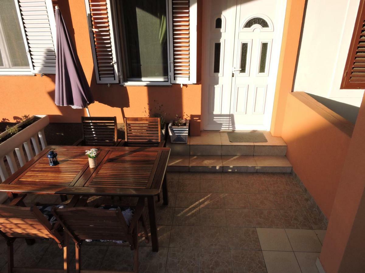 Apartments Perla Biograd Na Moru Exterior foto